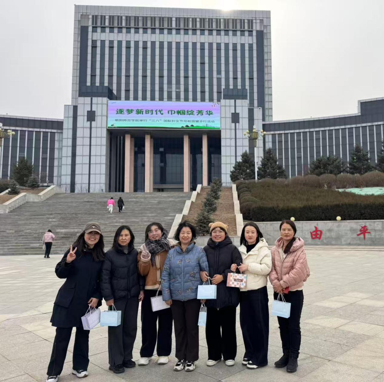 5795bfa915cb23c9375492b2a410600